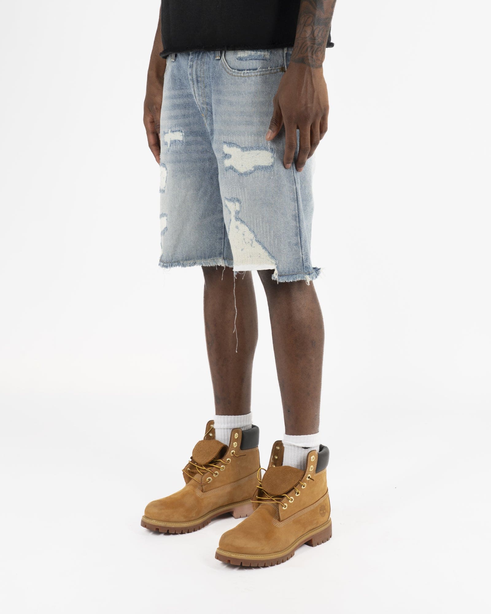 SS25|LIGHT BLUE STONE DISTRESSED SHORT