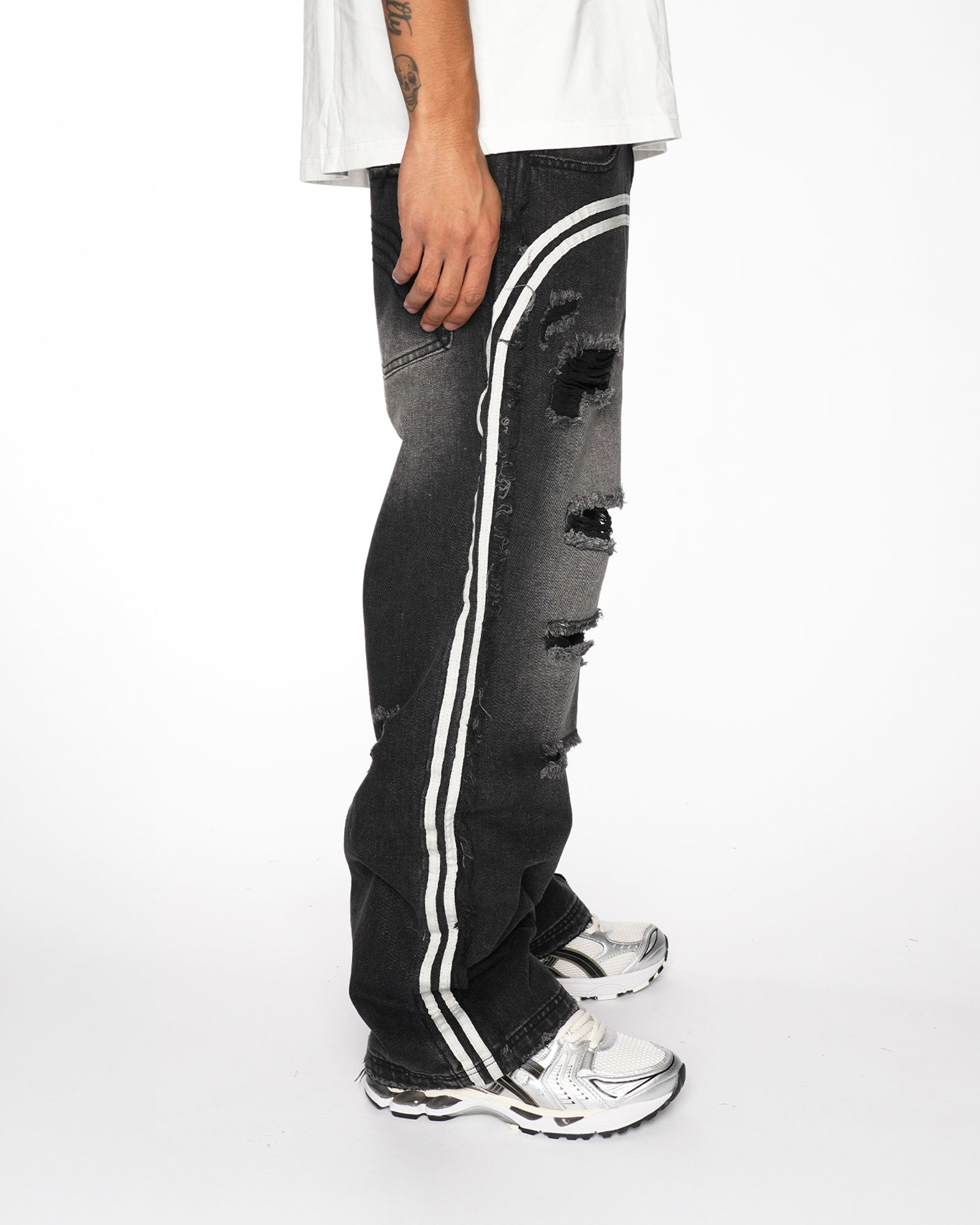 BG10| DOUBLE STRIPE BAGGIE BLACK DENIM