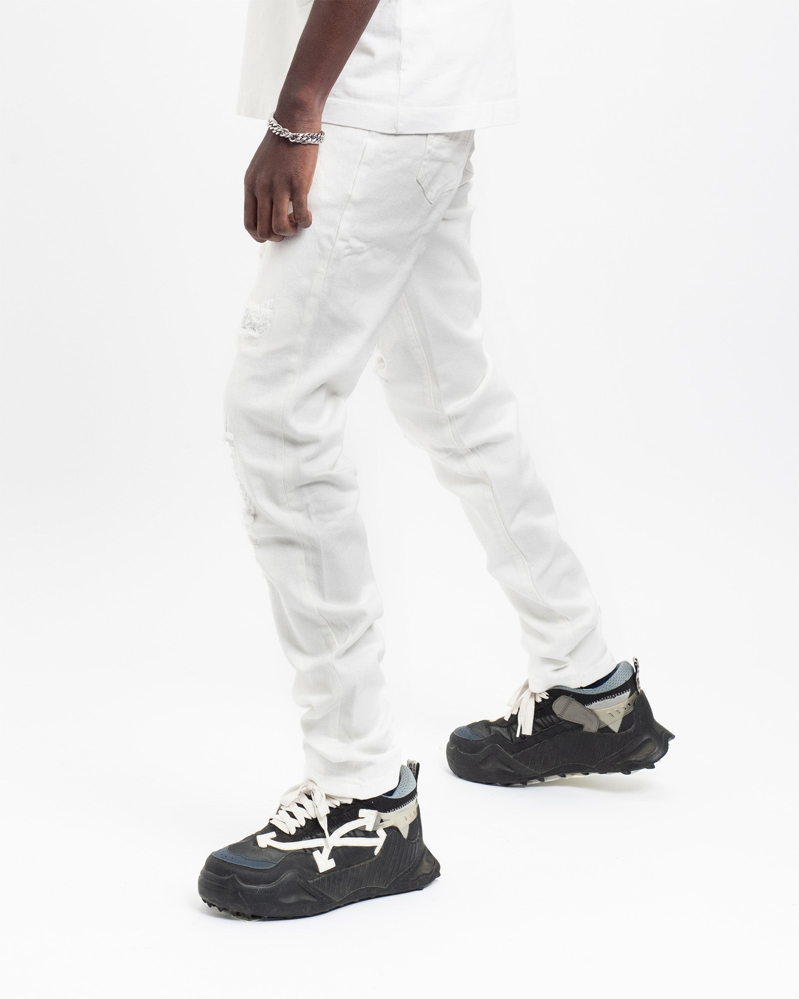 SK06| WHITE COCO DENIM