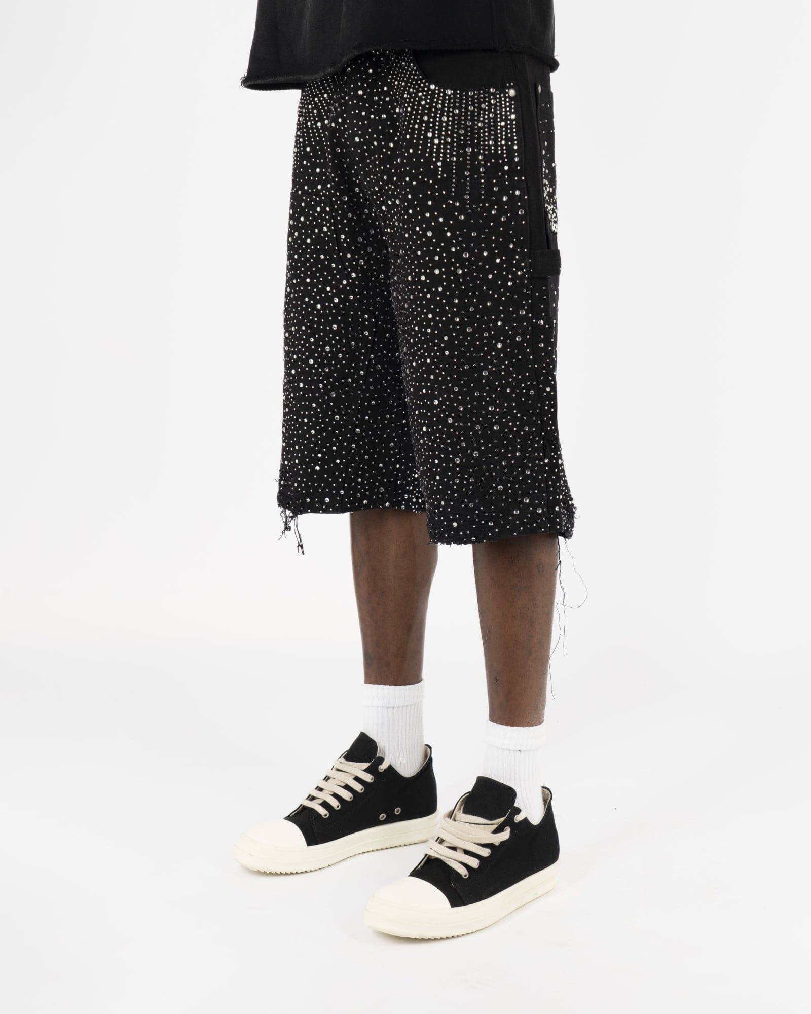 SS25|HIGH RHINESTONE BLACK SHORT