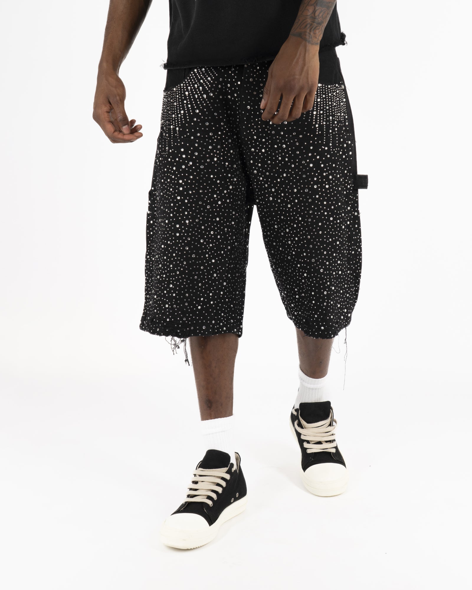 SS25|HIGH RHINESTONE BLACK SHORT