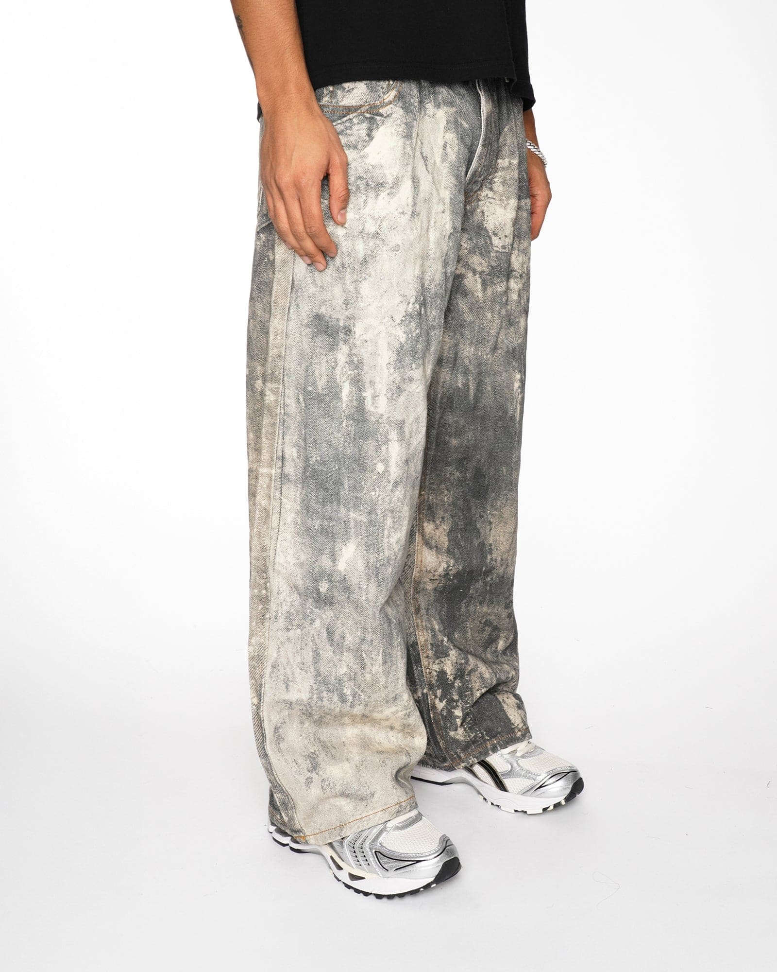 BG13|PRINTED STONE WASH DENIM