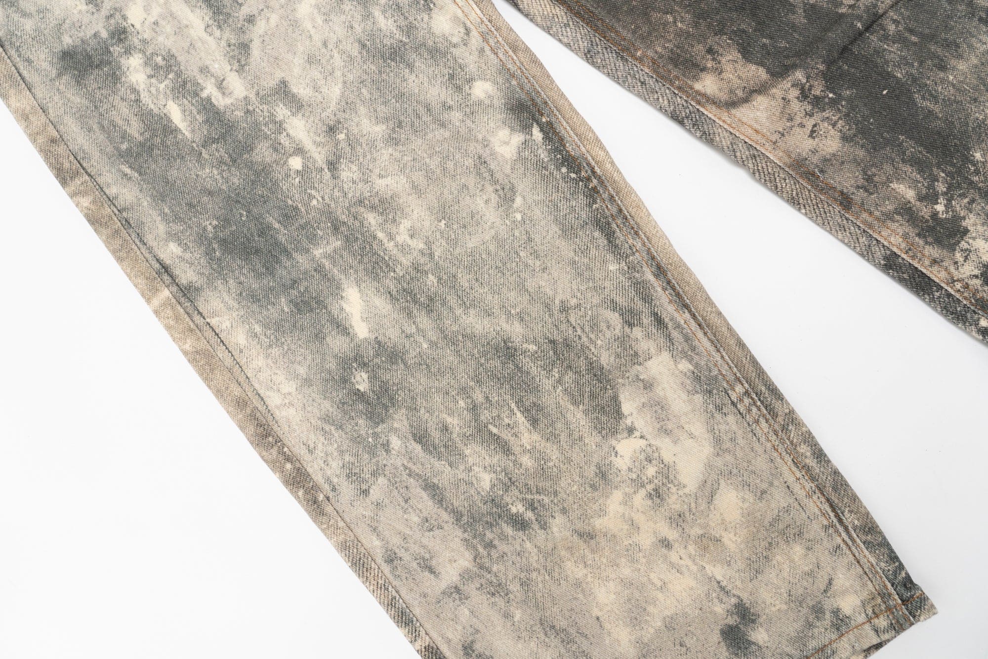 BG13|PRINTED STONE WASH DENIM