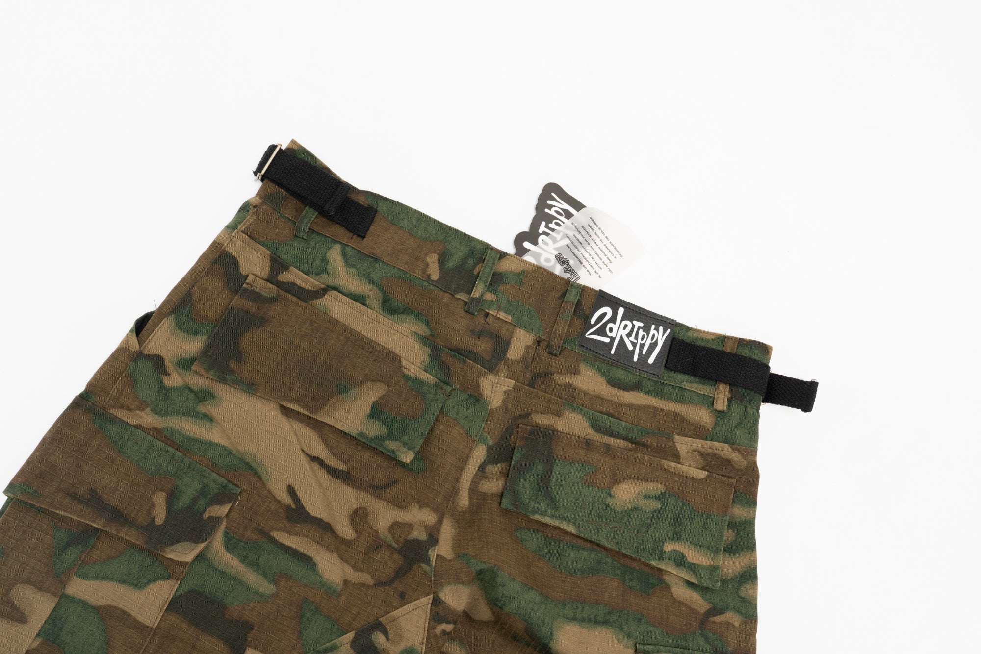 SP11| MULTIPOCKET CAMO CARGO