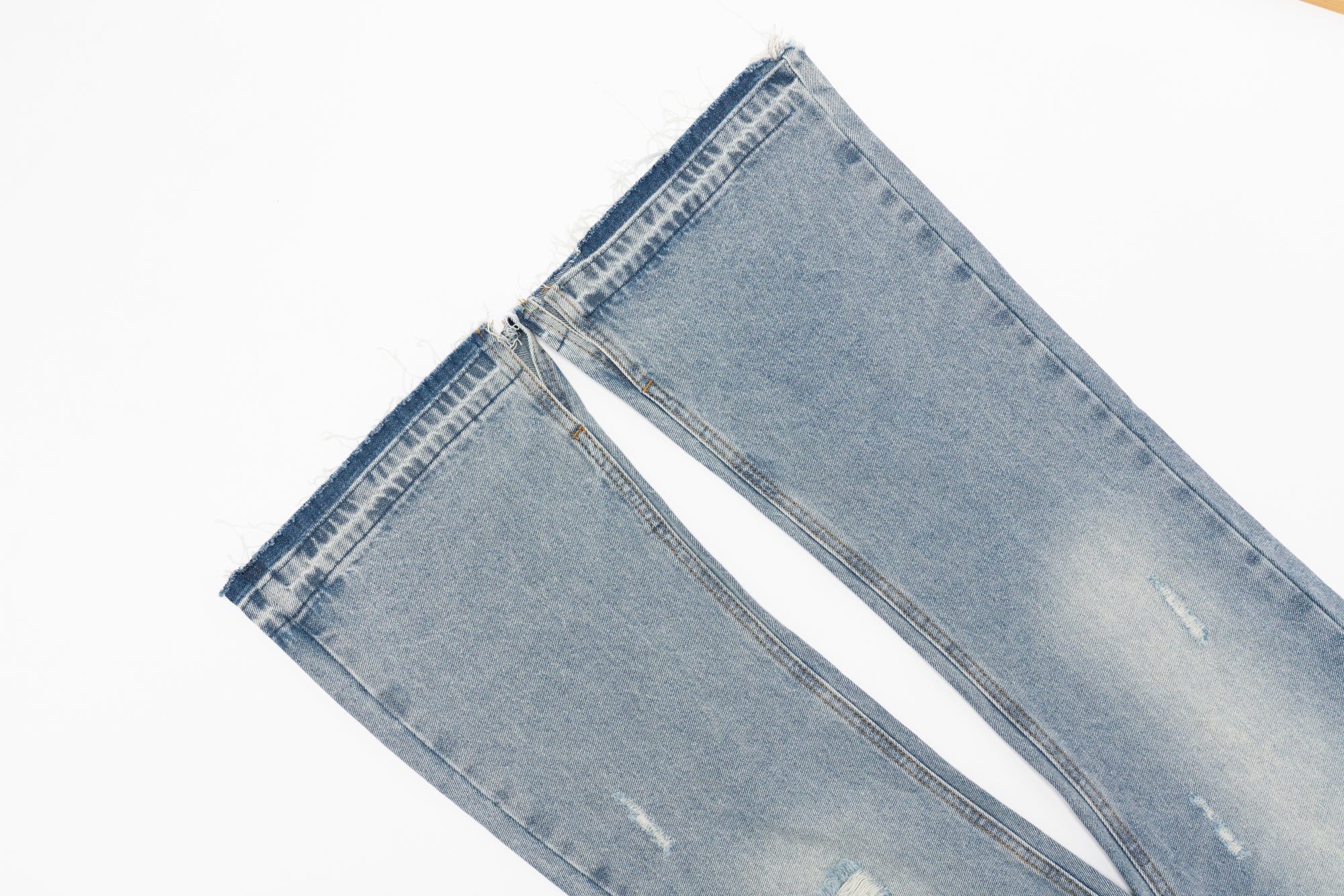 RG08|ICED VINTAGE LIGHT DENIM