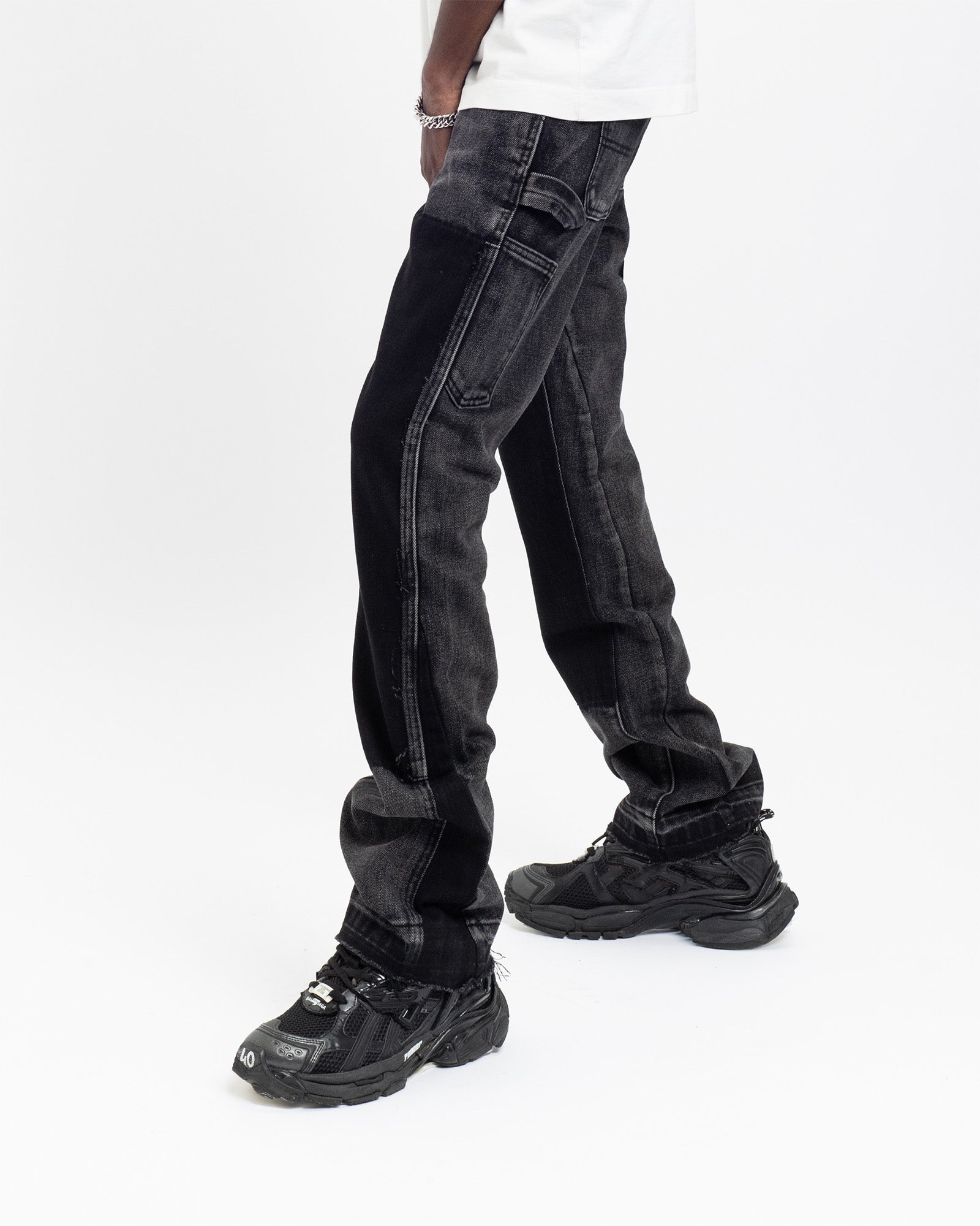 FD04| ROCKET BLACK FLARE DENIM