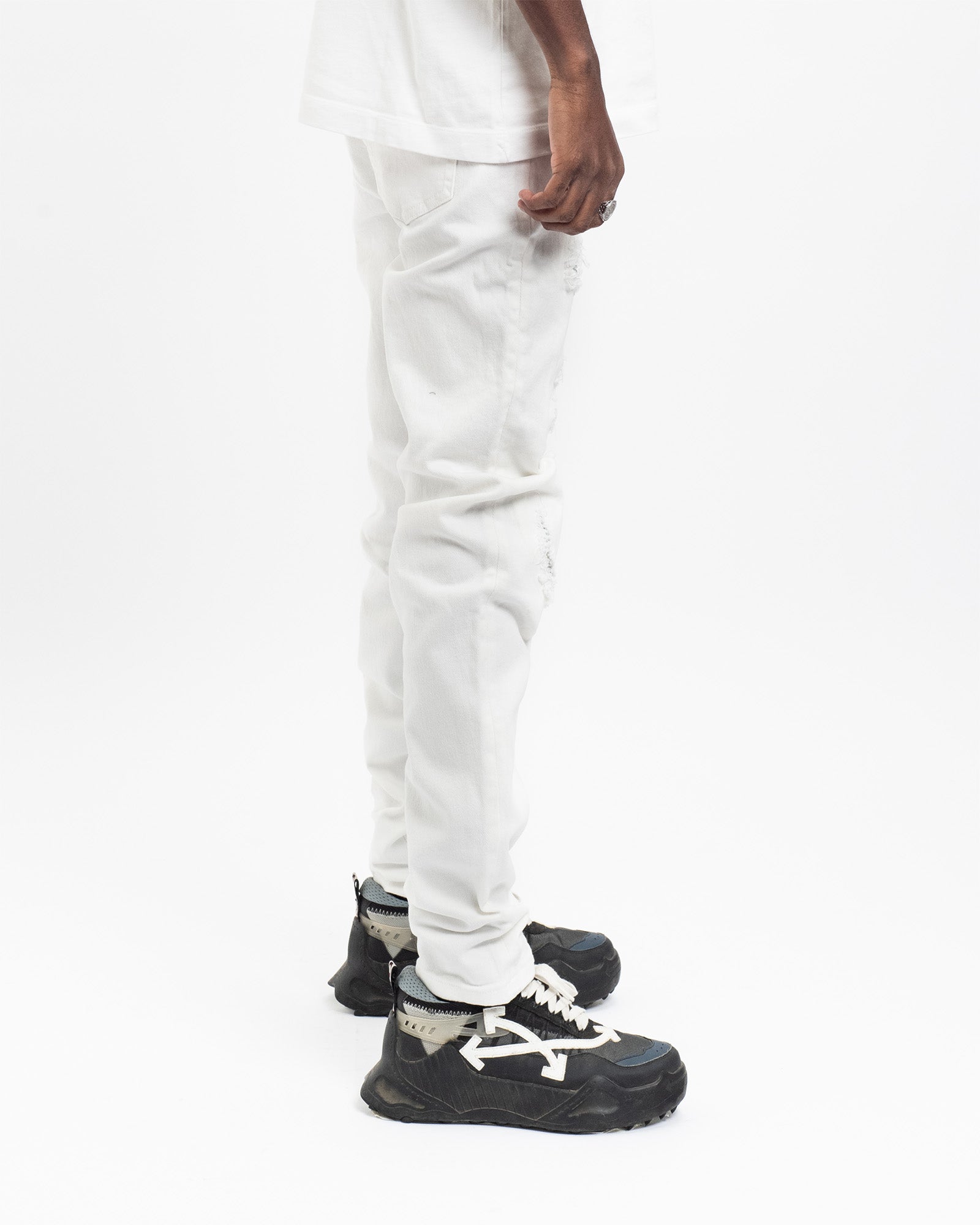 SK06| WHITE COCO DENIM