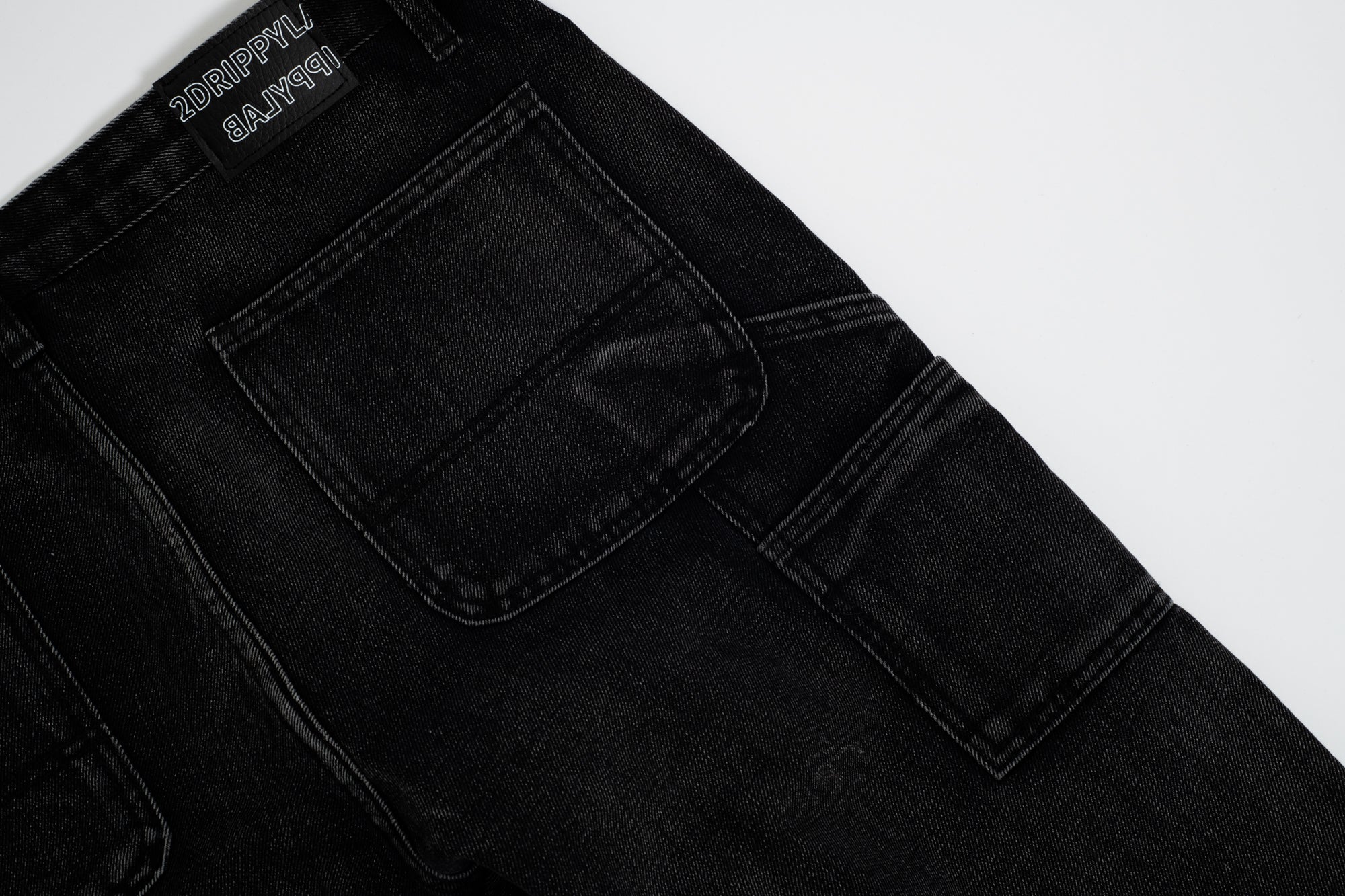 SH2|BLACK PATCH-WORK DENIM SHORT