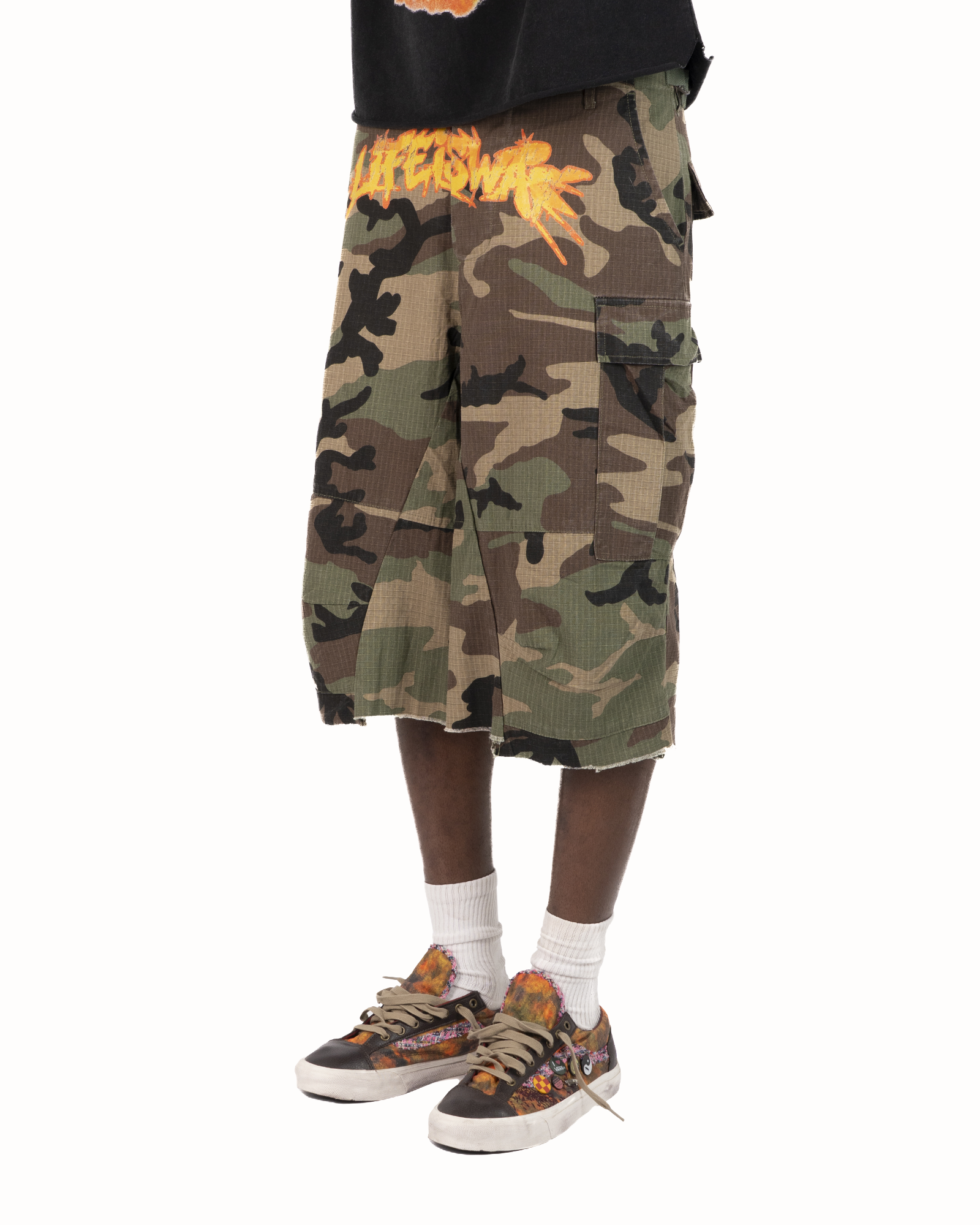 SS26|LIFE IS WAR CAMO JORTS